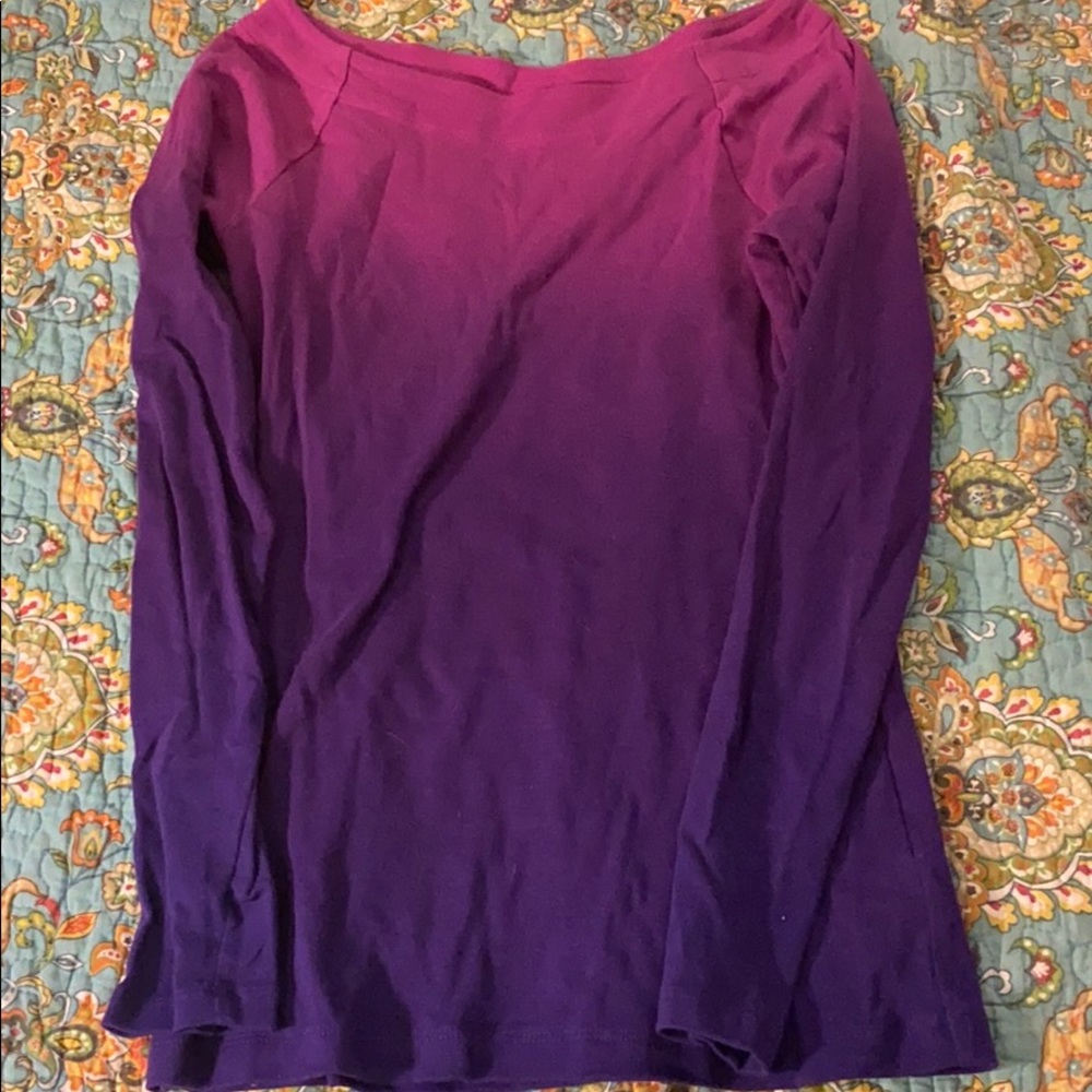 Women’s long sleeve top